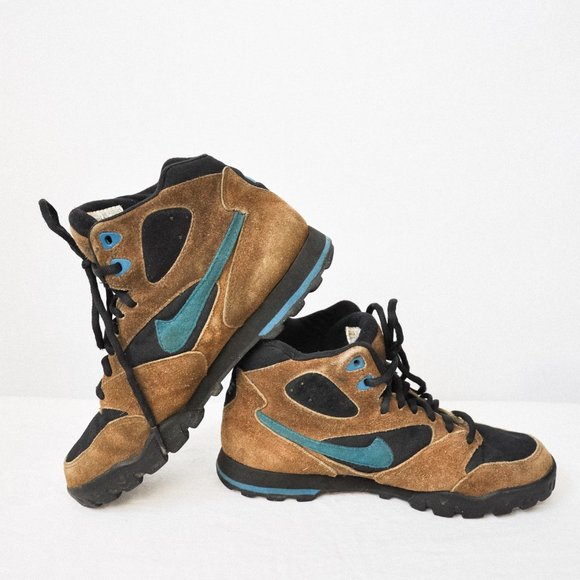 1994 Nike Calder Hiking Boots - Picture 8 of 13